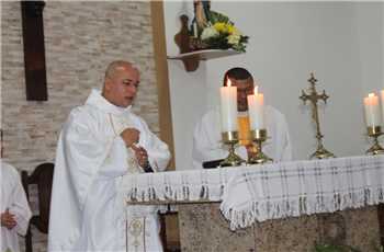 Padre Marcos Antônio celebra missa em homenagem ao poder público no Trezenário de Santo Antônio
